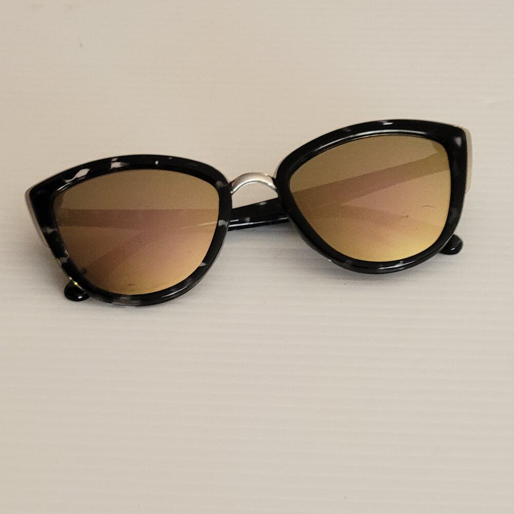 Women's Quay Australia My Girl Sunglasses Cat Eye Mirror lenses